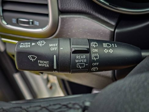 Used 2018 Jeep Grand Cherokee Limited AWD/4WD image 17