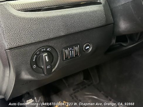 Used 2012 Chrysler 300 S image 18