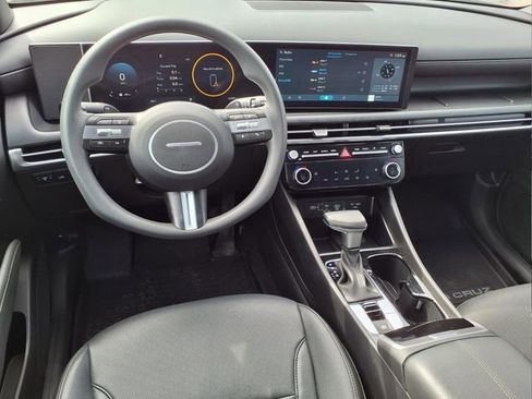 Used 2025 Hyundai Santa Cruz SEL image 12