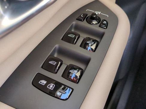 New 2026 Volvo XC90 B6 Plus AWD/4WD image 21