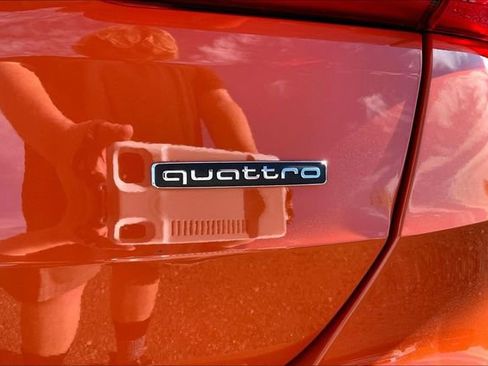 Certified 2025 Audi Q3 2.0T Premium Plus w/ Premium Plus Package image 31