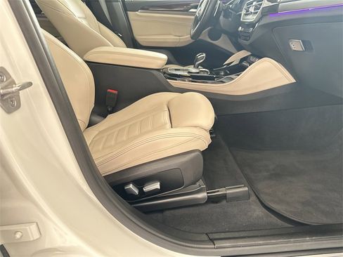 Used 2023 BMW X4 M40i w/ Premium Package image 38