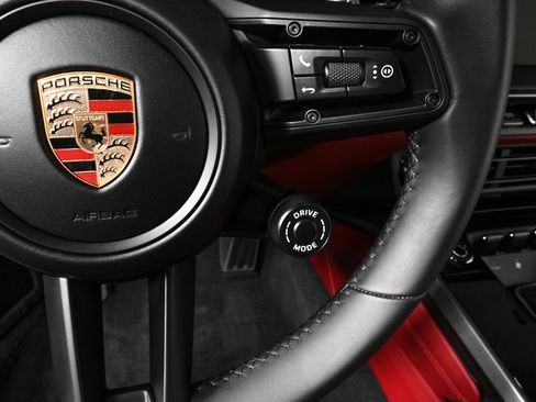 Certified 2024 Porsche 911 Targa 4S image 11