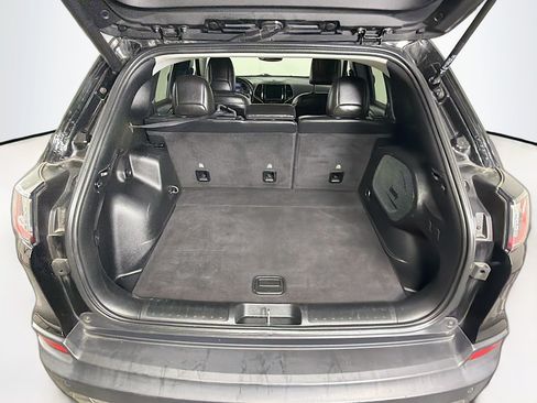 Used 2020 Jeep Cherokee Limited AWD/4WD image 27