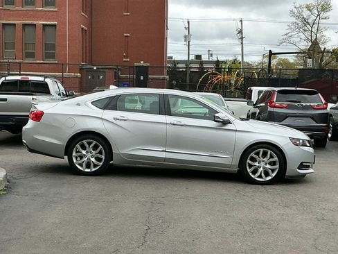 Used 2014 Chevrolet Impala LTZ FWD image 4