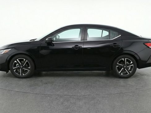 Used 2025 Nissan Sentra SV image 5