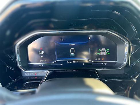 Used 2024 Chevrolet Silverado 1500 RST w/ Rally Edition image 10