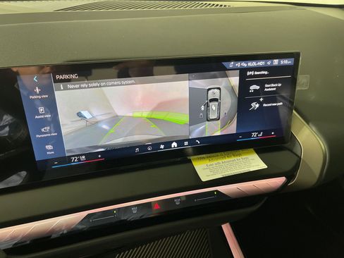 Used 2025 BMW X3 xDrive30i w/ Premium Package image 30