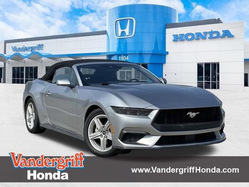 Used 2026 Ford Mustang Premium RWD image 1