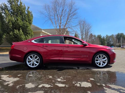 Used 2015 Chevrolet Impala LT image 9