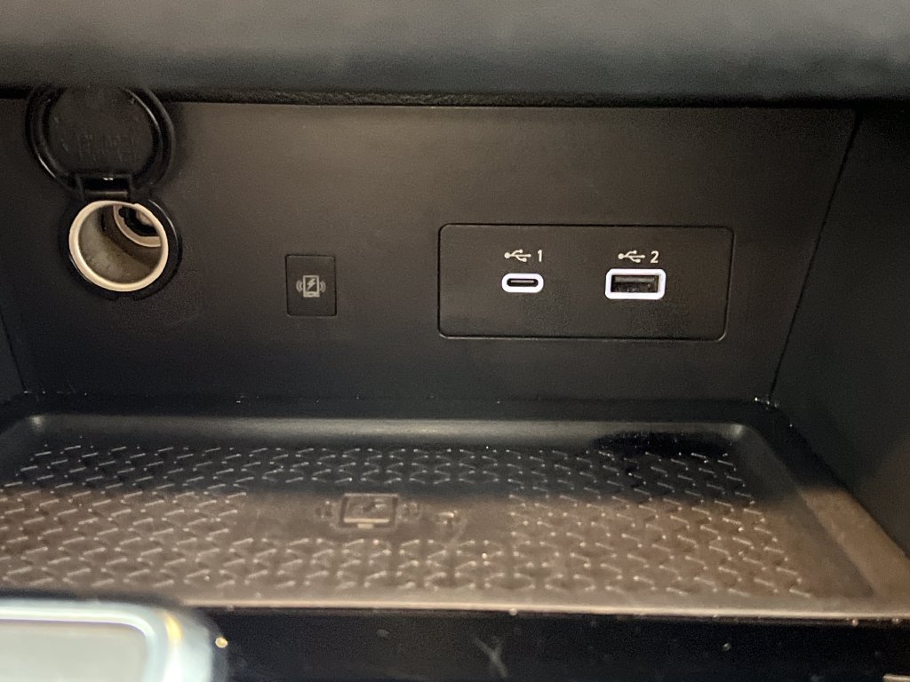 Used 2025 Nissan Pathfinder SL AWD/4WD image 56