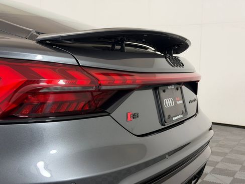 Used 2024 Audi RS e-tron GT w/ Carbon Performance Package AWD/4WD image 13