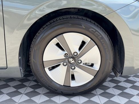 Used 2022 Hyundai Ioniq Blue FWD image 13