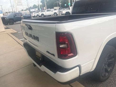 Used 2025 RAM 1500 Big Horn AWD/4WD image 13