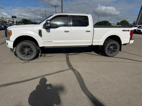 Used 2017 Ford F350 Platinum w/ Platinum Ultimate Package AWD/4WD image 7