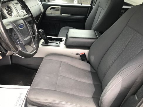 Used 2017 Ford Expedition XLT AWD/4WD image 10