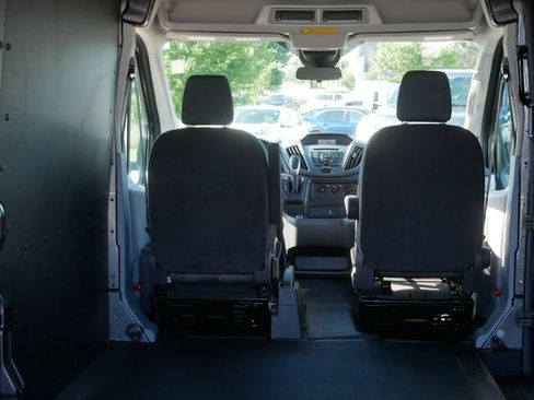 Used 2019 Ford Transit 250 148 High Roof RWD image 14