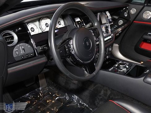 Used 2021 Rolls-Royce Dawn image 27