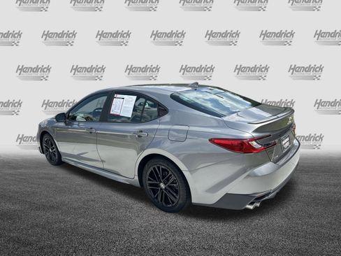 Certified 2025 Toyota Camry SE FWD image 8