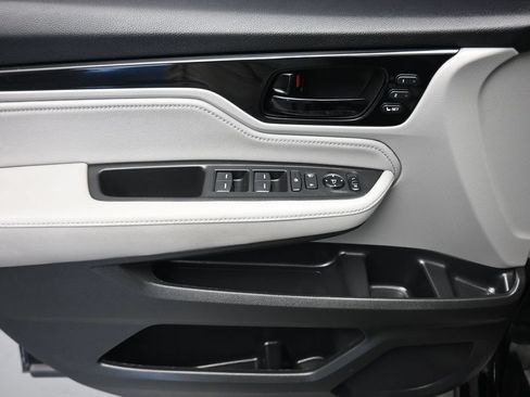 Used 2022 Honda Odyssey Touring image 10