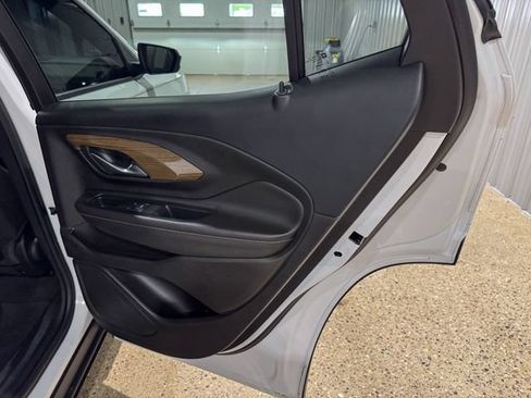 Used 2019 GMC Terrain SLE FWD image 26
