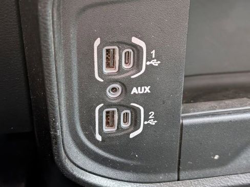 Used 2023 RAM 2500 Big Horn w/ Level 1 Equipment Group image 19