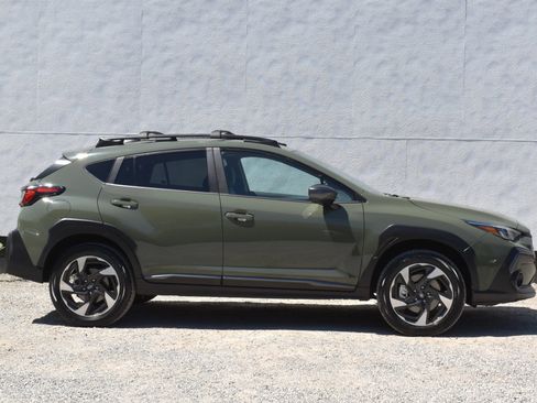 Used 2025 Subaru Crosstrek 2.5i Limited w/ Crosstrek Mirror Package AWD/4WD image 8