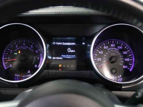 Used 2019 Ford Mustang Premium RWD image 42