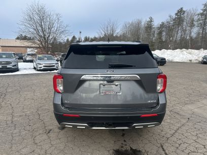 Certified 2022 Ford Explorer XLT w/ Equipment Group 202A