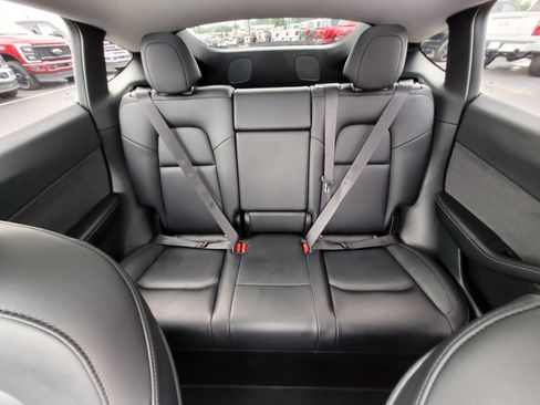 Used 2021 Tesla Model Y Long Range AWD/4WD image 18