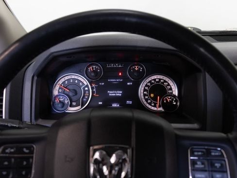 Used 2018 RAM 1500 Big Horn AWD/4WD image 30