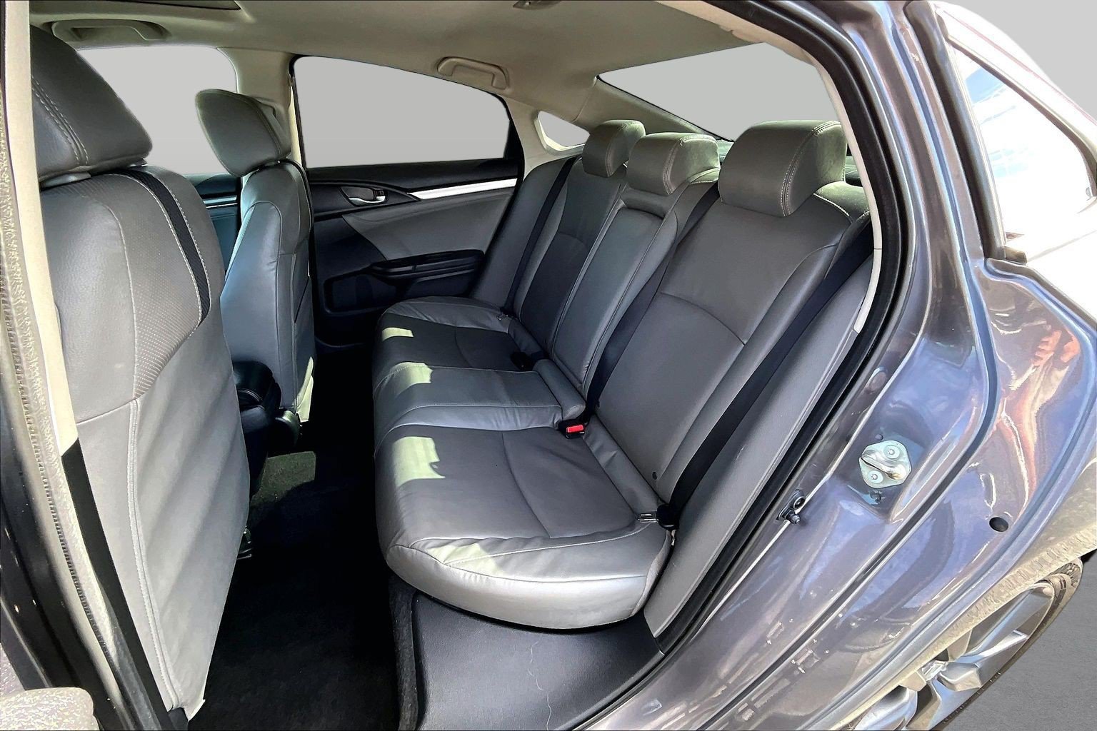 Used 2020 Honda Civic EX-L image 26