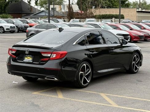Used 2020 Honda Accord Sport image 7