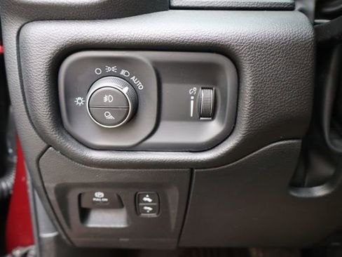 Used 2023 RAM 1500 Big Horn AWD/4WD image 15