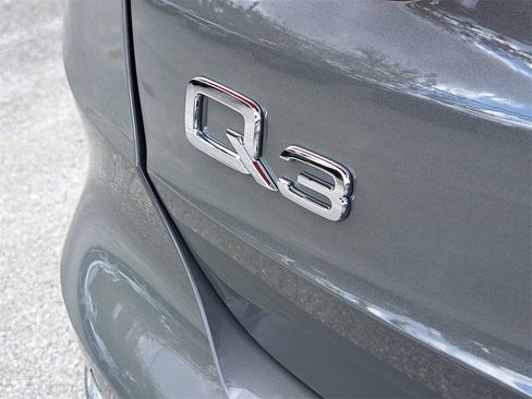 New 2025 Audi Q3 2.0T Premium image 5