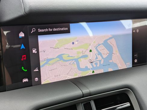 New 2025 Porsche Taycan image 18