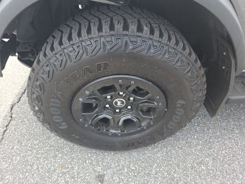 Used 2024 Ford Bronco Wildtrak AWD/4WD image 16