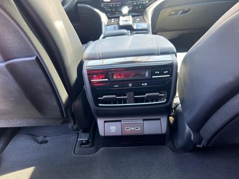Used 2023 Acura MDX w/ Technology Package AWD/4WD image 35