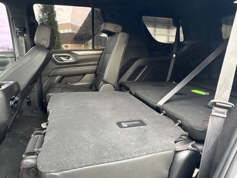 Used 2021 Chevrolet Tahoe RST w/ Luxury Package AWD/4WD image 5