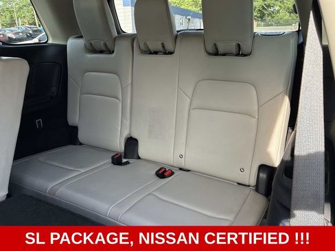 Used 2022 Nissan Pathfinder SL AWD/4WD image 12