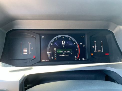 Used 2025 Toyota Tacoma SR RWD image 28