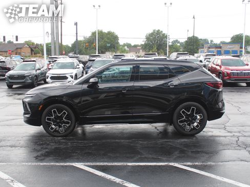 Certified 2023 Chevrolet Blazer RS w/ Driver Confidence II Package AWD/4WD image 7