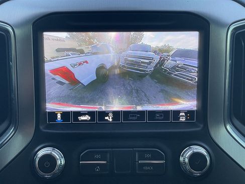 Used 2021 GMC Sierra 2500 SLT AWD/4WD image 23