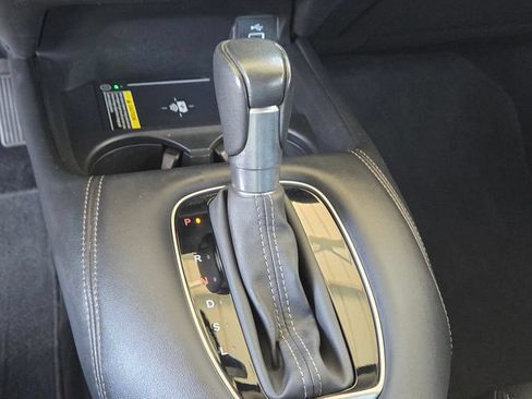Used 2024 Honda HR-V EX-L image 24