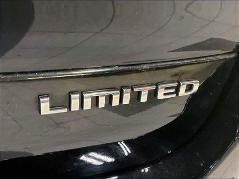 Used 2022 Jeep Grand Cherokee L Limited w/ Luxury Tech Group II image 30