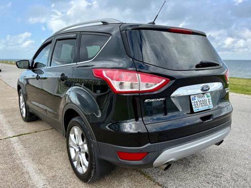Used 2016 Ford Escape Titanium FWD image 7