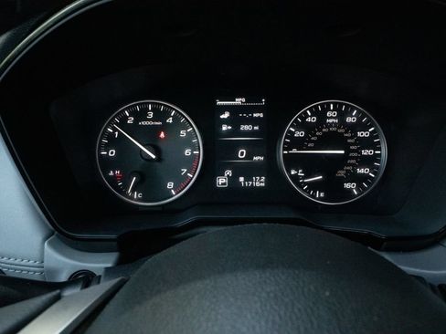 Used 2025 Subaru Outback Premium AWD/4WD image 13