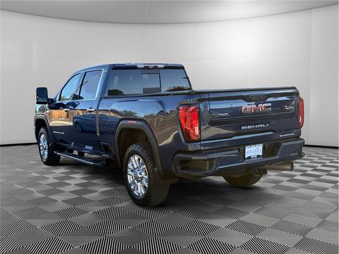 Used 2020 GMC Sierra 2500 Denali w/ Denali Ultimate Package AWD/4WD image 3