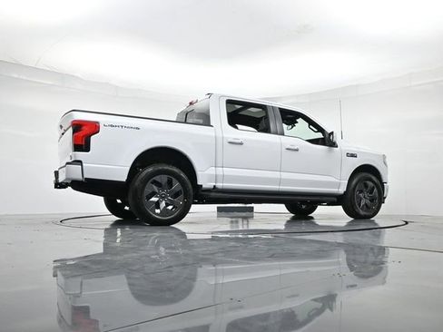 New 2025 Ford F150 Lightning Lariat image 32