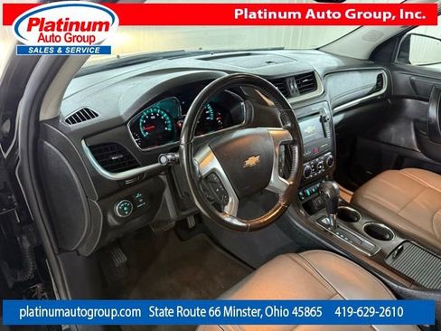 Used 2017 Chevrolet Traverse LT AWD/4WD image 13
